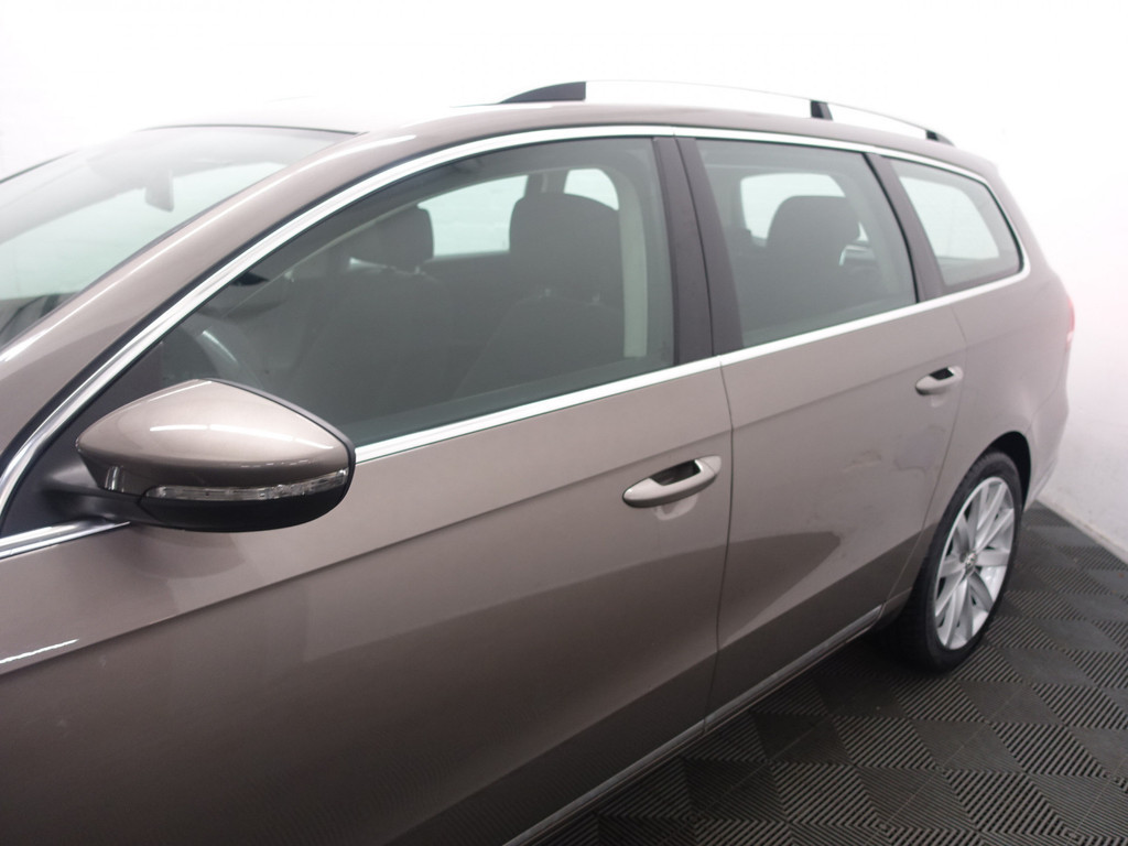 
Volkswagen Passat Variant 1.4 TSI Highline BlueMotion Aut– Park Assist, Navi, Clima, Cruise, Comfort Interieur vol									