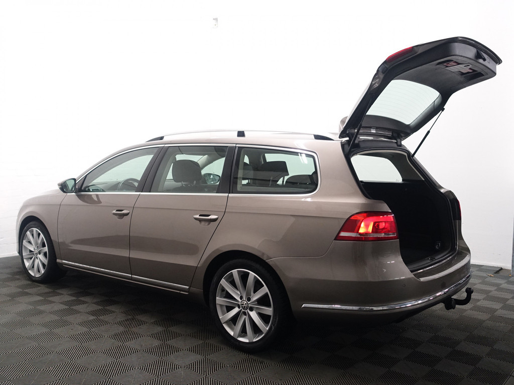 
Volkswagen Passat Variant 1.4 TSI Highline BlueMotion Aut– Park Assist, Navi, Clima, Cruise, Comfort Interieur vol									