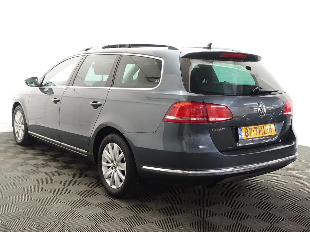
Volkswagen Passat Variant 1.4 TSI Highline Dsg7 – Panodak, Navi, Clima, Cruise, Pdc vol									