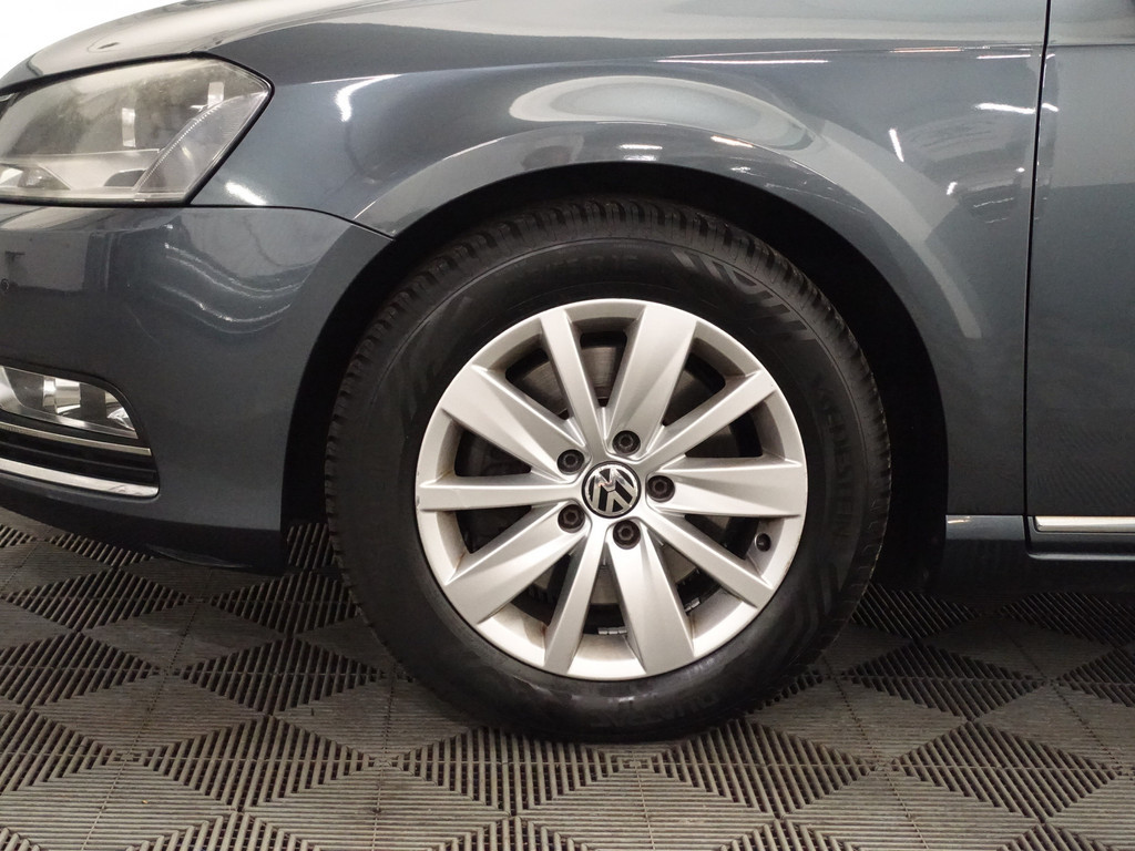 
Volkswagen Passat Variant 1.4 TSI Highline Dsg7 – Panodak, Navi, Clima, Cruise, Pdc vol									