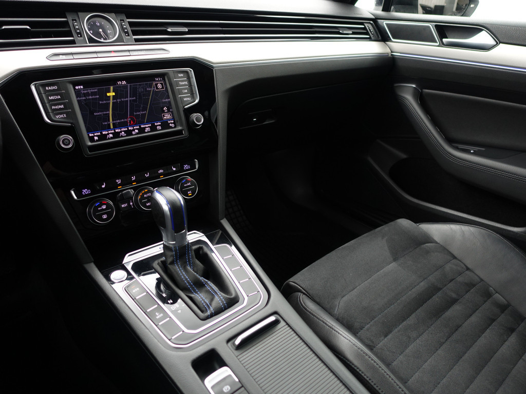 
								Volkswagen Passat Variant 1.4 TSI GTE Highline+ Aut- Panodak, Ada Cruise, Xenon Led, Ergo Comfort, Keyless, Elek Trekhaak vol									