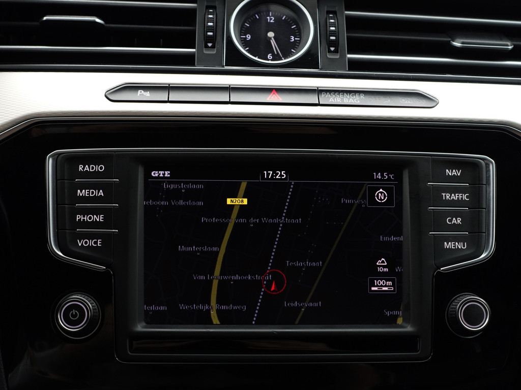 
								Volkswagen Passat Variant 1.4 TSI GTE Highline+ Aut- Panodak, Ada Cruise, Xenon Led, Ergo Comfort, Keyless, Elek Trekhaak vol									
