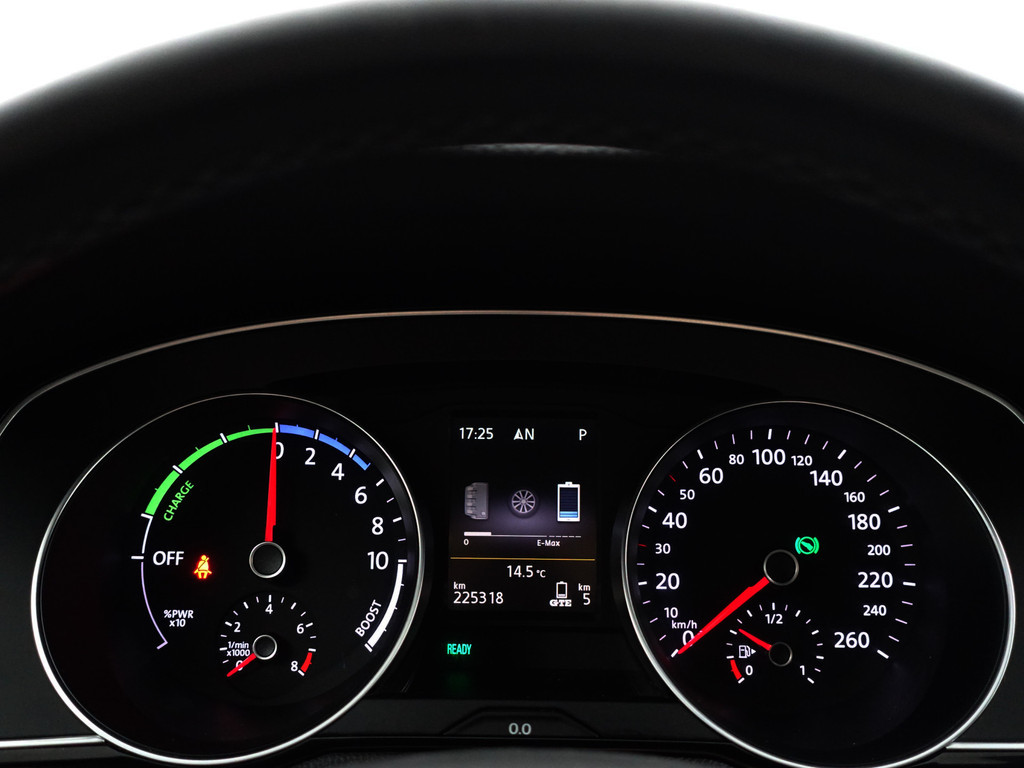 
								Volkswagen Passat Variant 1.4 TSI GTE Highline+ Aut- Panodak, Ada Cruise, Xenon Led, Ergo Comfort, Keyless, Elek Trekhaak vol									