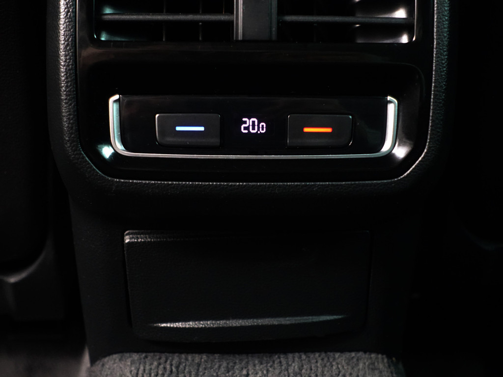 
								Volkswagen Passat Variant 1.4 TSI GTE Highline+ Aut- Panodak, Ada Cruise, Xenon Led, Ergo Comfort, Keyless, Elek Trekhaak vol									