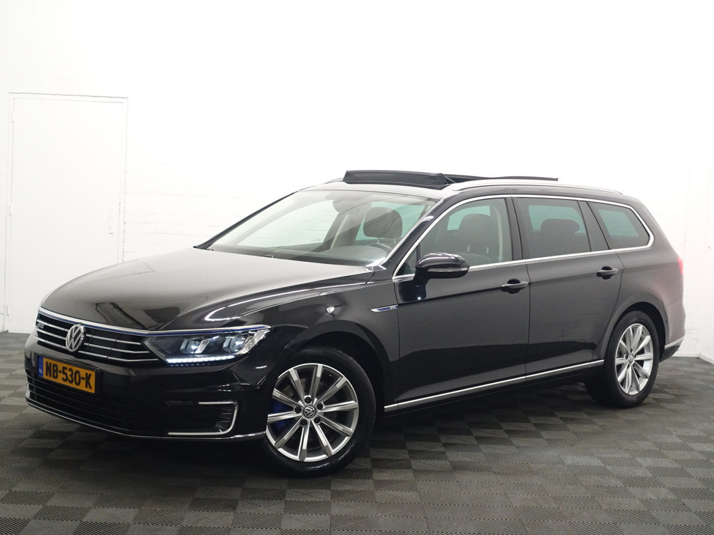 
Volkswagen Passat Variant 1.4 TSI GTE Highline+ Aut- Panoramadak, Virtual Cockpit, Ergo Comfort, Keyless, Park Pilot, Park Assist vol									
