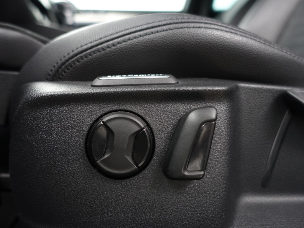 
Volkswagen Passat Variant 1.4 TSI GTE Connected Series Plus Aut- Virtual Cockpit, Panodak, Ergo Comfort, Carplay, Sfeerverlichting, Ada Cruise vol									