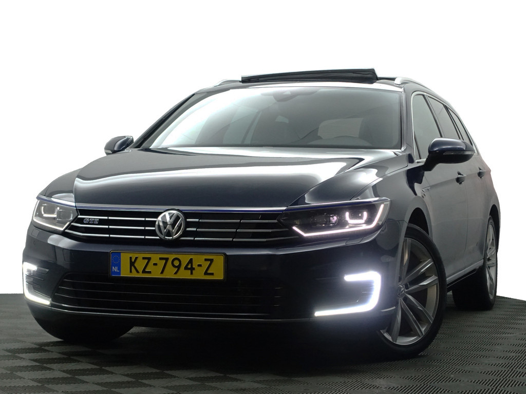 
Volkswagen Passat Variant 1.4 TSI GTE Connected Series Plus Aut- Virtual Cockpit, Panodak, Ergo Comfort, Carplay, Sfeerverlichting, Ada Cruise vol									