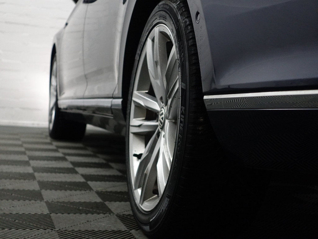 
Volkswagen Passat Variant 1.4 TSI GTE Connected Series Plus Aut- Virtual Cockpit, Panodak, Ergo Comfort, Carplay, Sfeerverlichting, Ada Cruise vol									