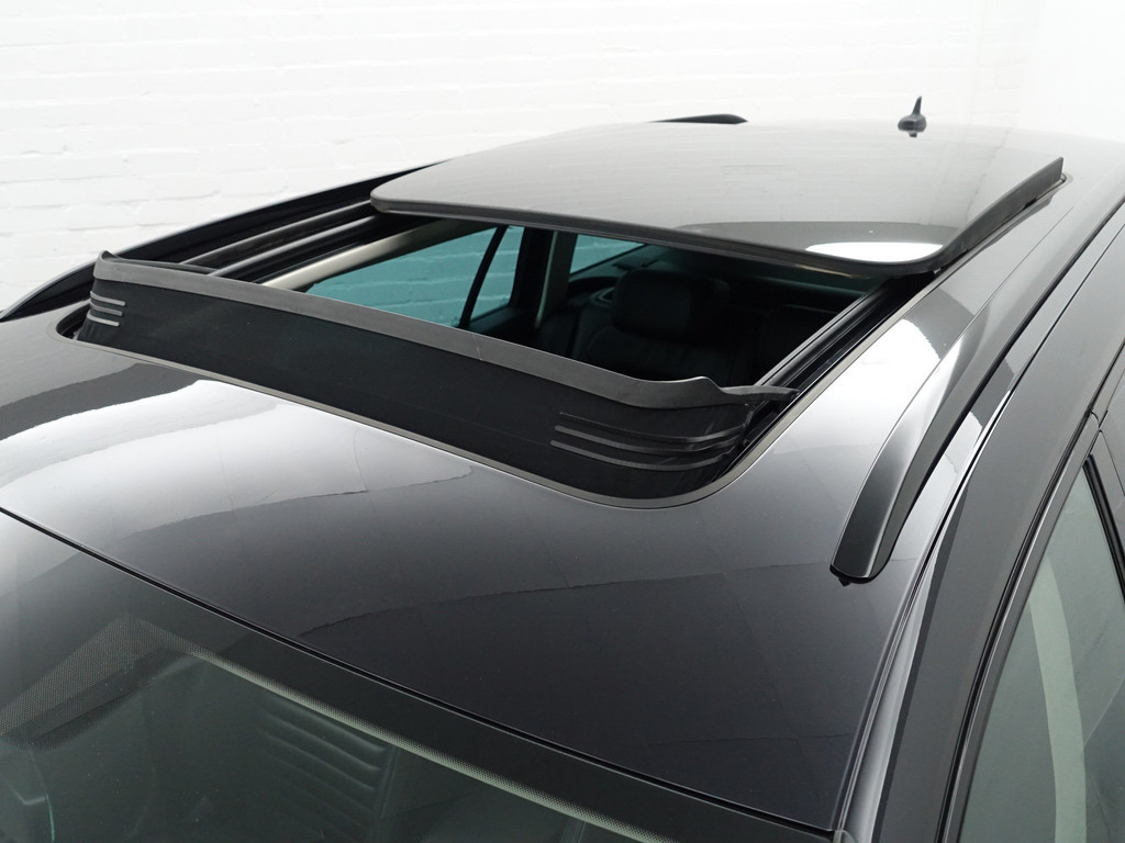 
Volkswagen Passat Variant 1.4 TSI GTE R Performance Aut- Panodak, 360 Camera, Dynaudio, Stoelmassage, Head Up, DVD, Carplay vol									