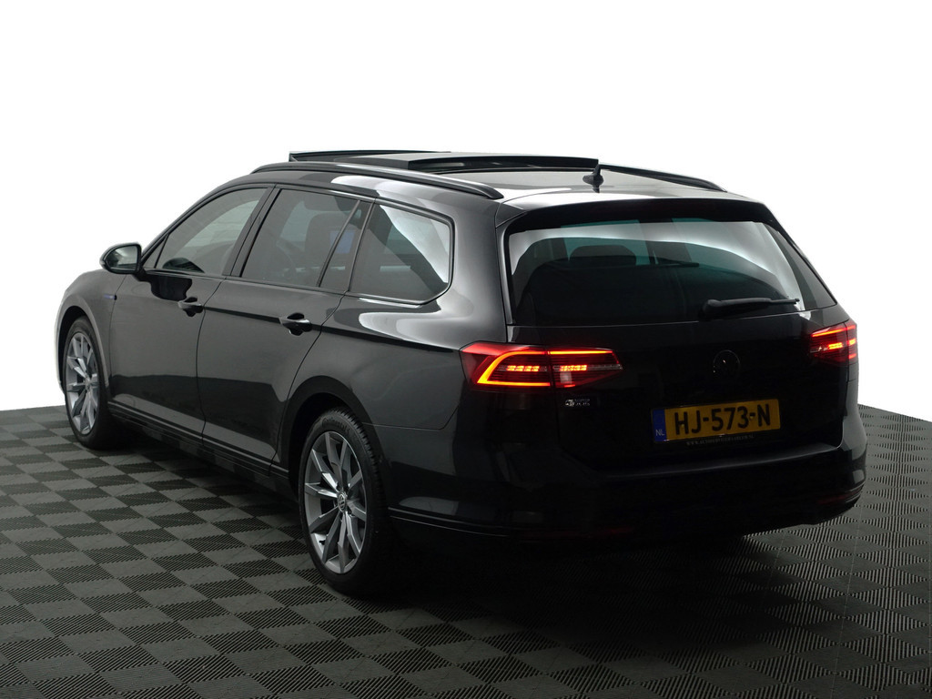 
Volkswagen Passat Variant 1.4 TSI GTE R Performance Aut- Panodak, 360 Camera, Dynaudio, Stoelmassage, Head Up, DVD, Carplay vol									