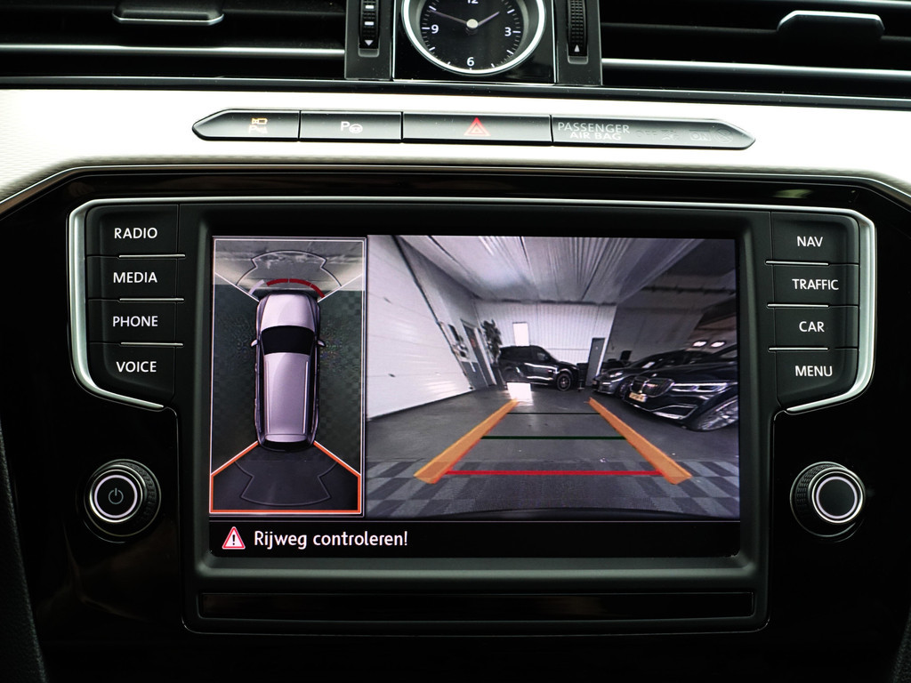 
Volkswagen Passat Variant 1.4 TSI GTE R Performance Aut- Panodak, 360 Camera, Dynaudio, Stoelmassage, Head Up, DVD, Carplay vol									