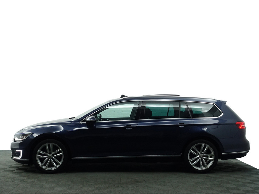 
Volkswagen Passat Variant 1.4 TSI GTE Connected Series Plus Aut- Virtual Cockpit, Panodak, Ergo Comfort, Carplay, Sfeerverlichting, Ada Cruise vol									