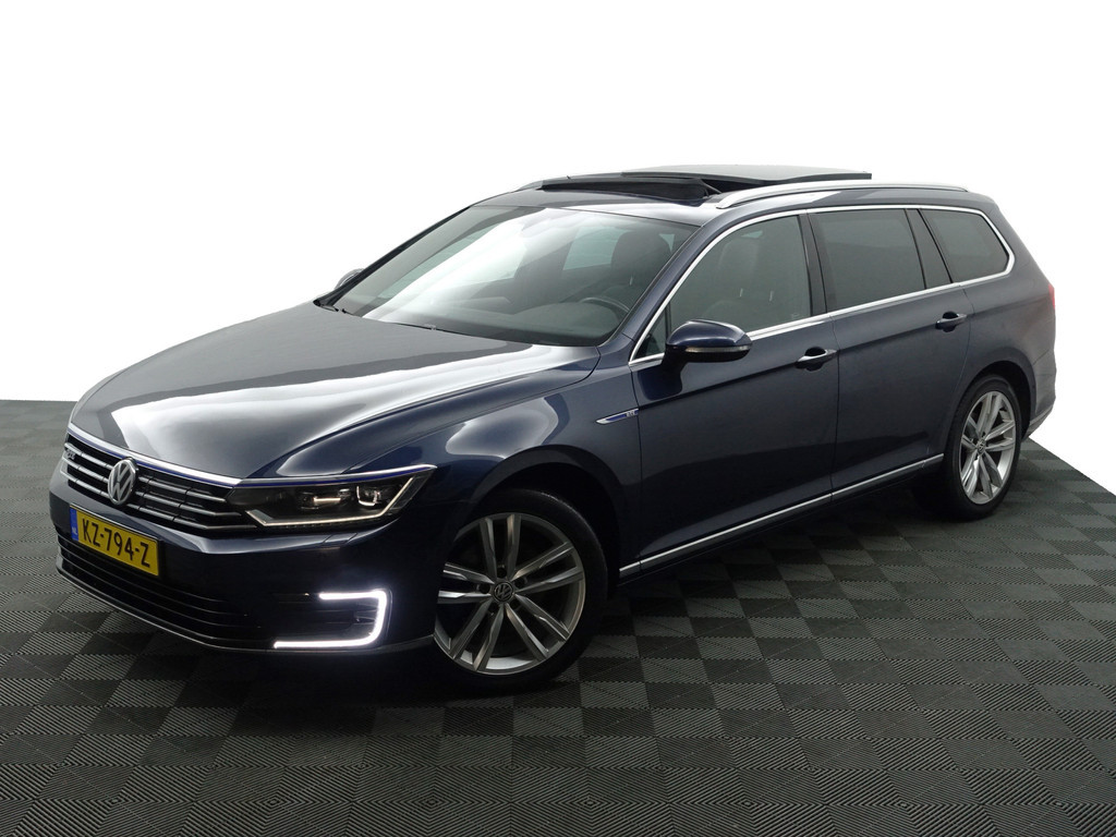 
Volkswagen Passat Variant 1.4 TSI GTE Connected Series Plus Aut- Virtual Cockpit, Panodak, Ergo Comfort, Carplay, Sfeerverlichting, Ada Cruise vol									