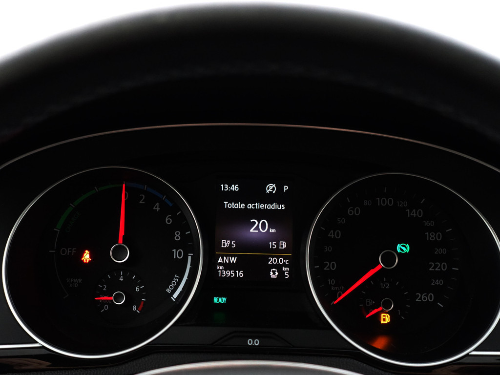 
Volkswagen Passat Variant 1.4 TSI GTE R Performance Aut- Panodak, 360 Camera, Dynaudio, Stoelmassage, Head Up, DVD, Carplay vol									