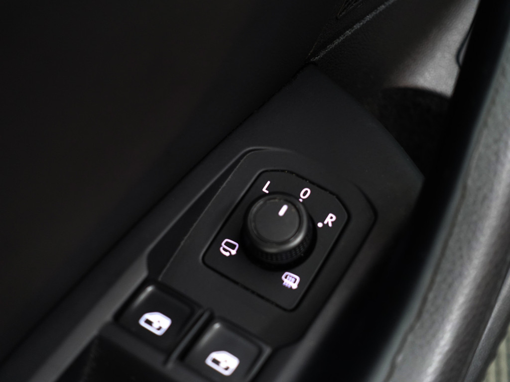 
Volkswagen Passat Variant 1.4 TSI GTE R Performance Aut- Panodak, 360 Camera, Dynaudio, Stoelmassage, Head Up, DVD, Carplay vol									