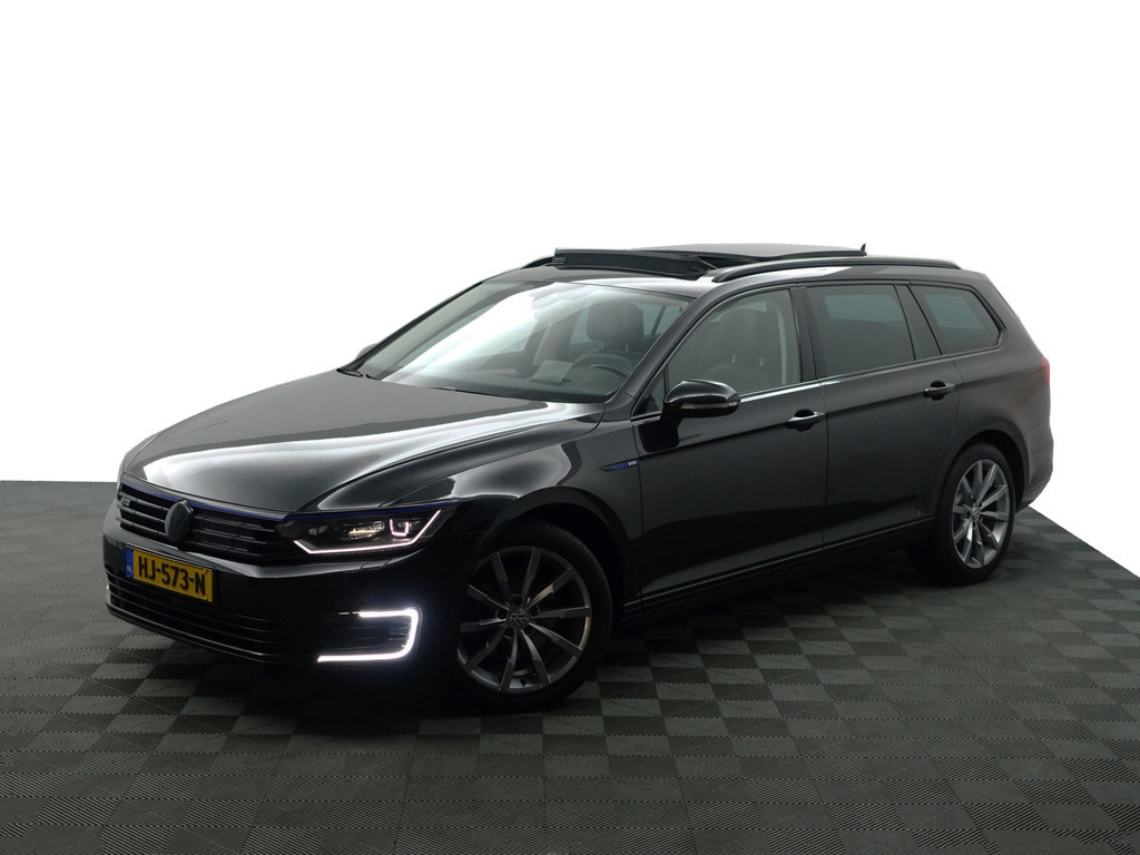 
Volkswagen Passat Variant 1.4 TSI GTE R Performance Aut- Panodak, 360 Camera, Dynaudio, Stoelmassage, Head Up, DVD, Carplay vol									