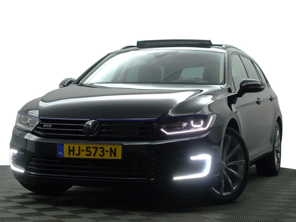 
Volkswagen Passat Variant 1.4 TSI GTE R Performance Aut- Panodak, 360 Camera, Dynaudio, Stoelmassage, Head Up, DVD, Carplay vol									