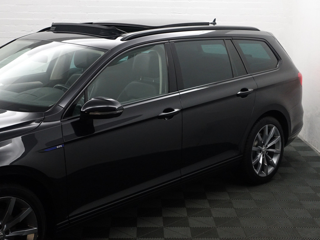 
Volkswagen Passat Variant 1.4 TSI GTE R Performance Aut- Panodak, 360 Camera, Dynaudio, Stoelmassage, Head Up, DVD, Carplay vol									