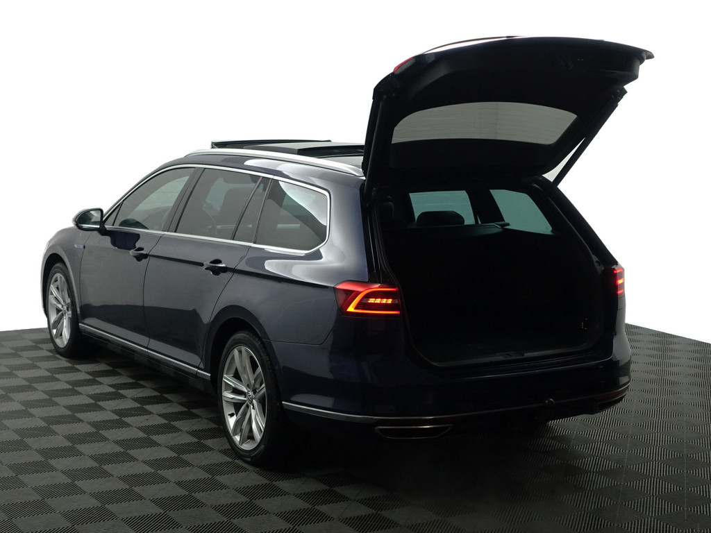 
Volkswagen Passat Variant 1.4 TSI GTE Connected Series Plus Aut- Virtual Cockpit, Panodak, Ergo Comfort, Carplay, Sfeerverlichting, Ada Cruise vol									