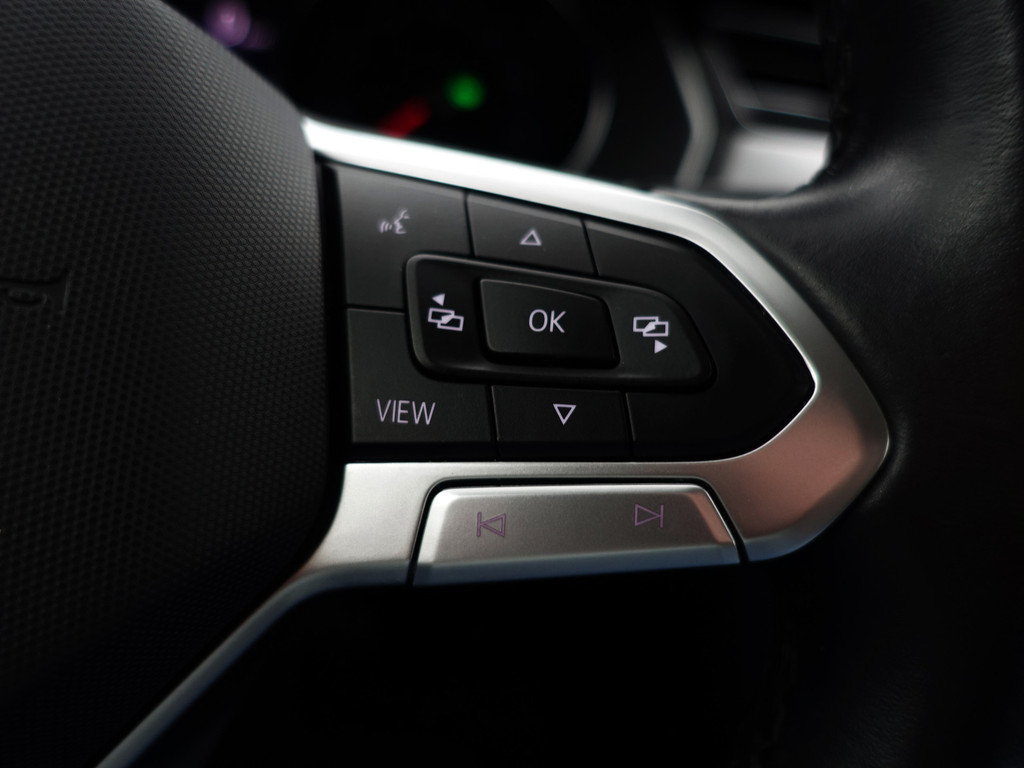 
Volkswagen Passat Variant 1.5 TSI Business Aut- Ada Cruise, Ergo Comfort, Keyless, Carplay, Park Assist, Elek Trekhaak, Led vol									