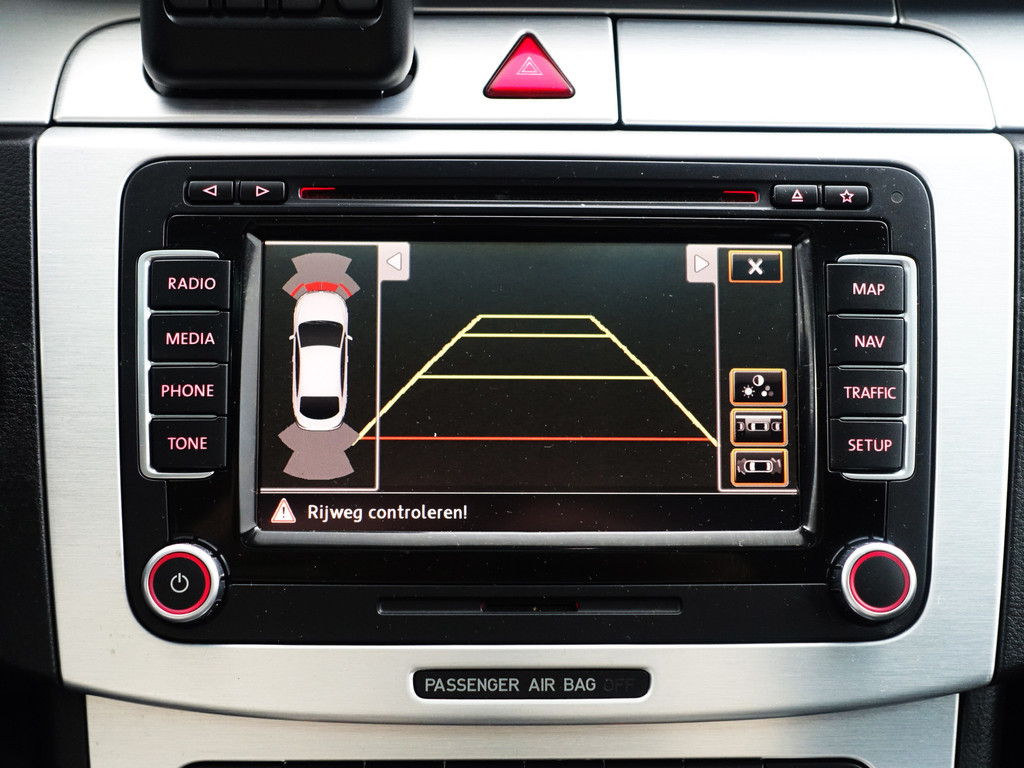 
								Volkswagen Passat CC 2.0 TSI R Line+ Aut- Panodak, Stoelventilatie, Park Assist, Navi, Dynamic Select, Park Pilot vol									