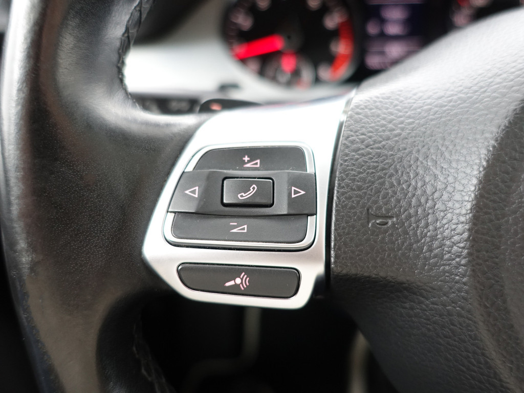 
								Volkswagen Passat CC 2.0 TSI R Line+ Aut- Panodak, Stoelventilatie, Park Assist, Navi, Dynamic Select, Park Pilot vol									