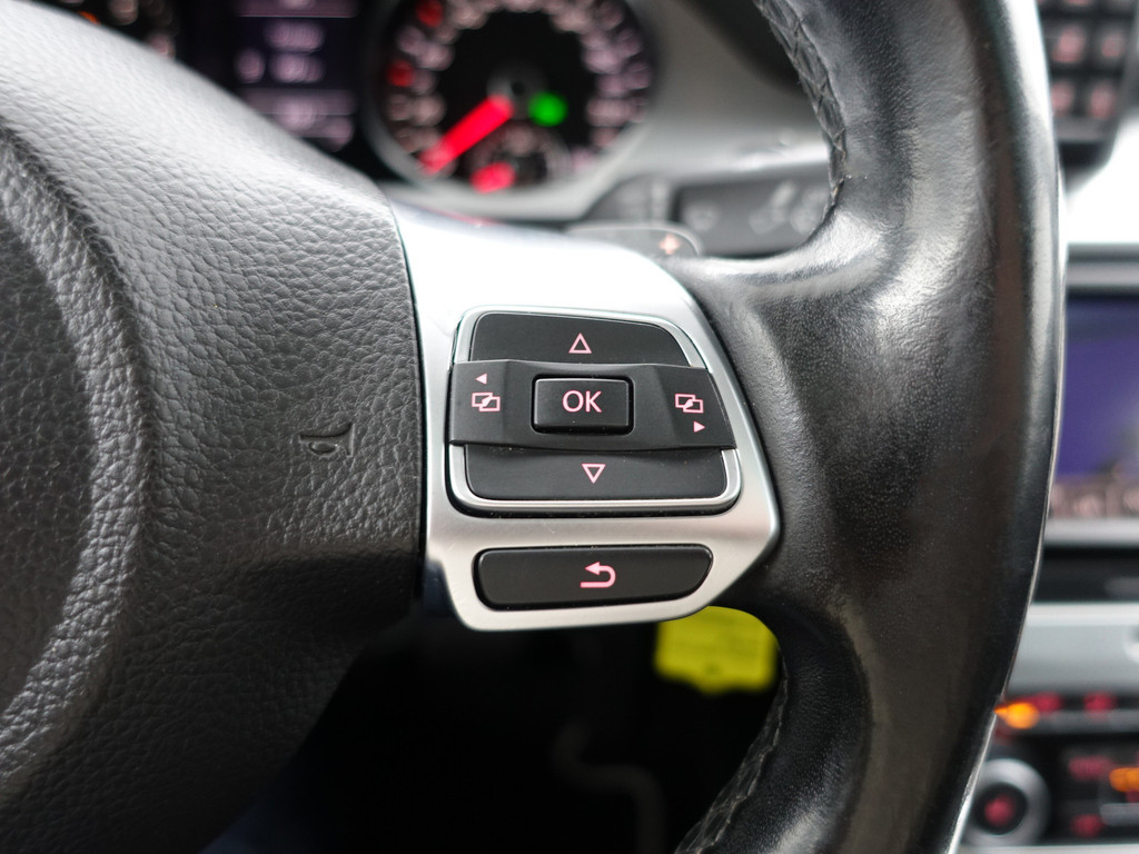 
								Volkswagen Passat CC 2.0 TSI R Line+ Aut- Panodak, Stoelventilatie, Park Assist, Navi, Dynamic Select, Park Pilot vol									