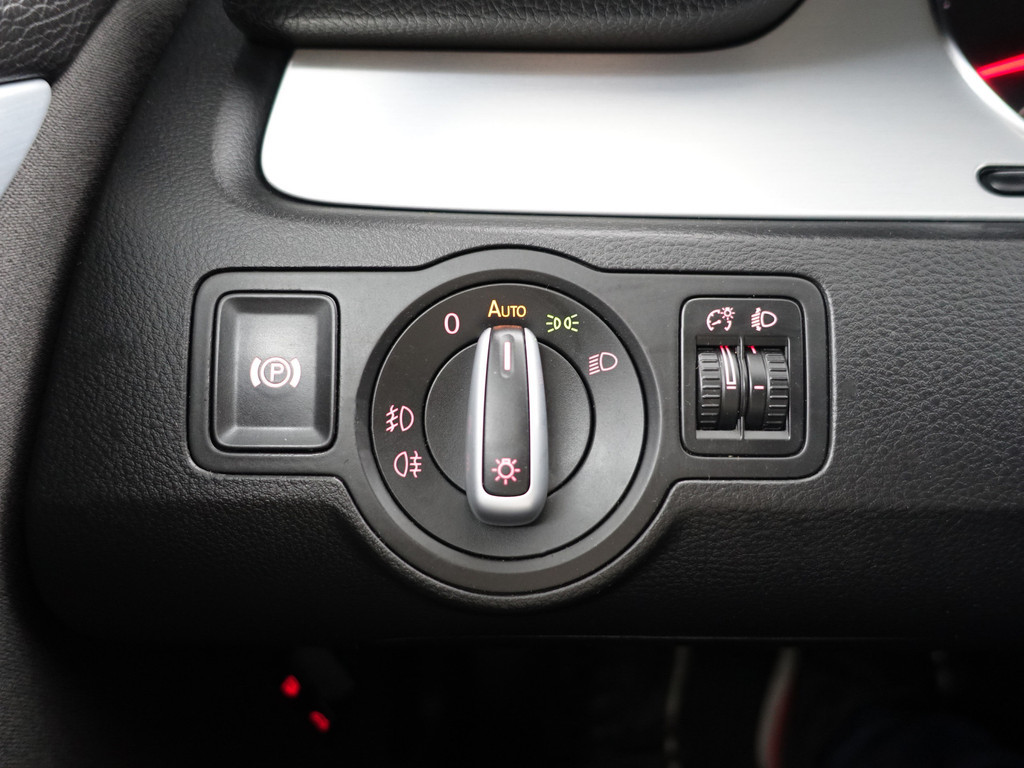 
								Volkswagen Passat CC 2.0 TSI R Line+ Aut- Panodak, Stoelventilatie, Park Assist, Navi, Dynamic Select, Park Pilot vol									