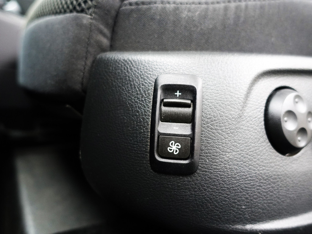 
								Volkswagen Passat CC 2.0 TSI R Line+ Aut- Panodak, Stoelventilatie, Park Assist, Navi, Dynamic Select, Park Pilot vol									