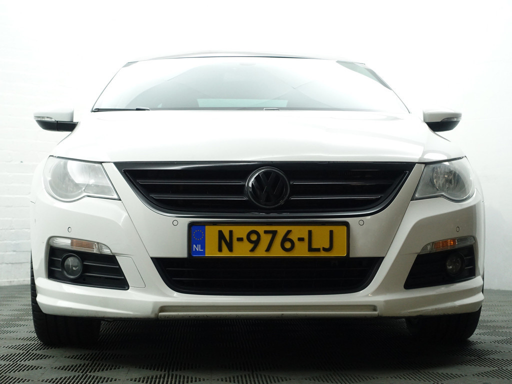 
								Volkswagen Passat CC 2.0 TSI R Line+ Aut- Panodak, Stoelventilatie, Park Assist, Navi, Dynamic Select, Park Pilot vol									