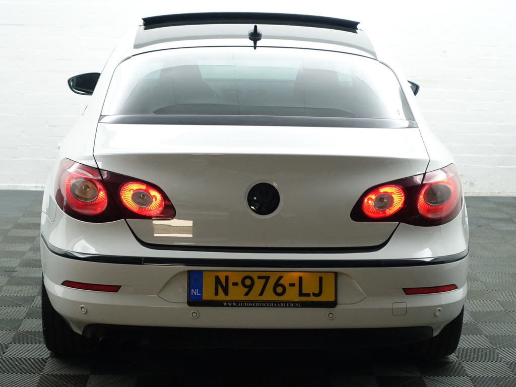 
								Volkswagen Passat CC 2.0 TSI R Line+ Aut- Panodak, Stoelventilatie, Park Assist, Navi, Dynamic Select, Park Pilot vol									