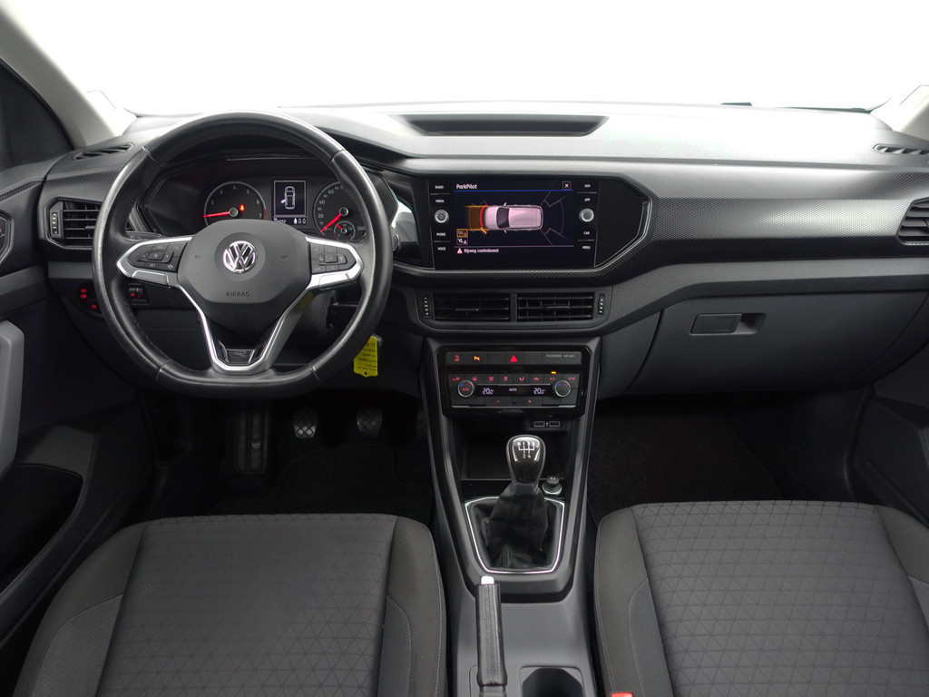 
								Volkswagen T-Cross 1.0 TSI R line- CarPlay, Ada cruise, Park Assist, Clima, Navi, Elek Spiegel Pakket vol									