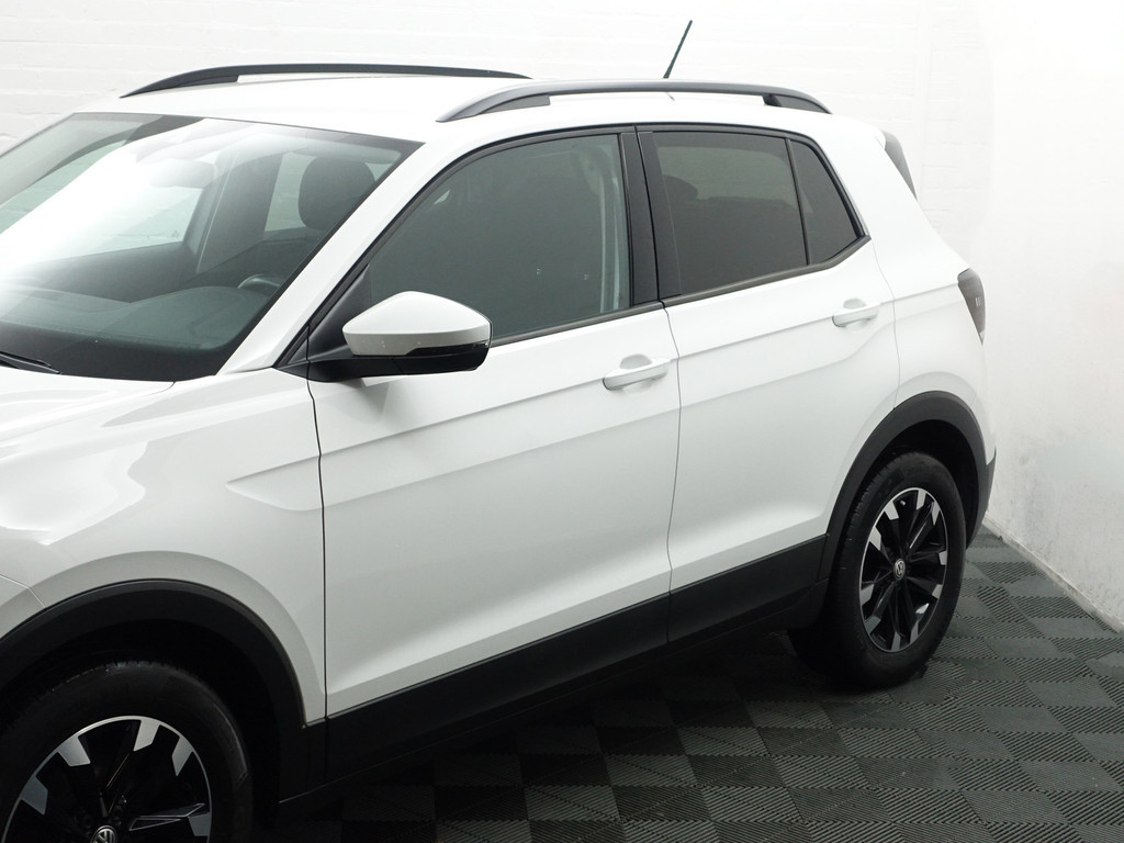 
								Volkswagen T-Cross 1.0 TSI R line- CarPlay, Ada cruise, Park Assist, Clima, Navi, Elek Spiegel Pakket vol									