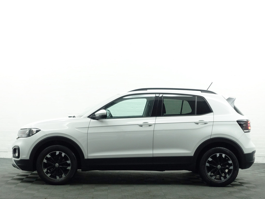 
								Volkswagen T-Cross 1.0 TSI R line- CarPlay, Ada cruise, Park Assist, Clima, Navi, Elek Spiegel Pakket vol									