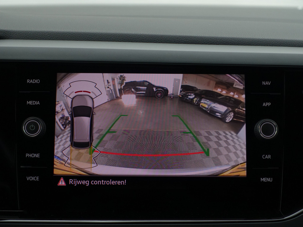 
Volkswagen Taigo 1.0 TSI R-Line- Panoramadak, Keyless, Xenon Led, CarPlay, Ada Cruise, Sport Interieur, Stoelverwarming vol									