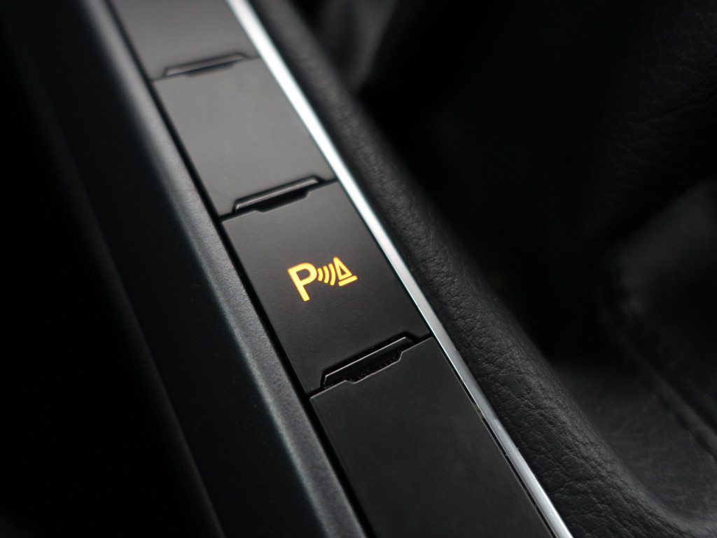 
Volkswagen Taigo 1.0 TSI R-Line- Panoramadak, Keyless, Xenon Led, CarPlay, Ada Cruise, Sport Interieur, Stoelverwarming vol									