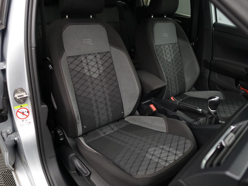 
Volkswagen Taigo 1.0 TSI R-Line- Panoramadak, Keyless, Xenon Led, CarPlay, Ada Cruise, Sport Interieur, Stoelverwarming vol									