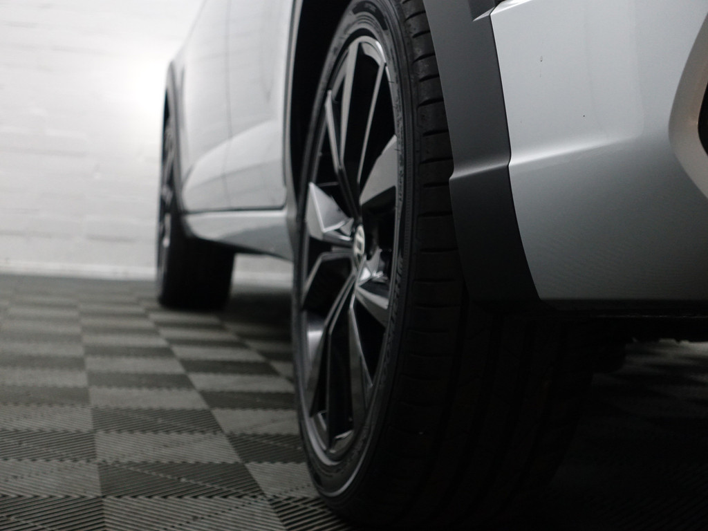 
Volkswagen Taigo 1.0 TSI R-Line- Panoramadak, Keyless, Xenon Led, CarPlay, Ada Cruise, Sport Interieur, Stoelverwarming vol									