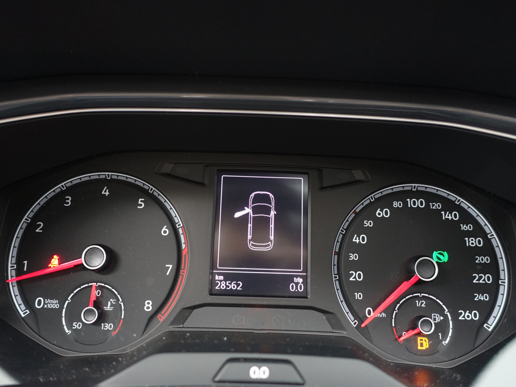 
Volkswagen T-Roc 1.5 TSI R-Line+ Aut- Nieuw Model, Panodak, Sport interieur, Camera, Ada Cruise, Park Assist, Dynamic Select vol									