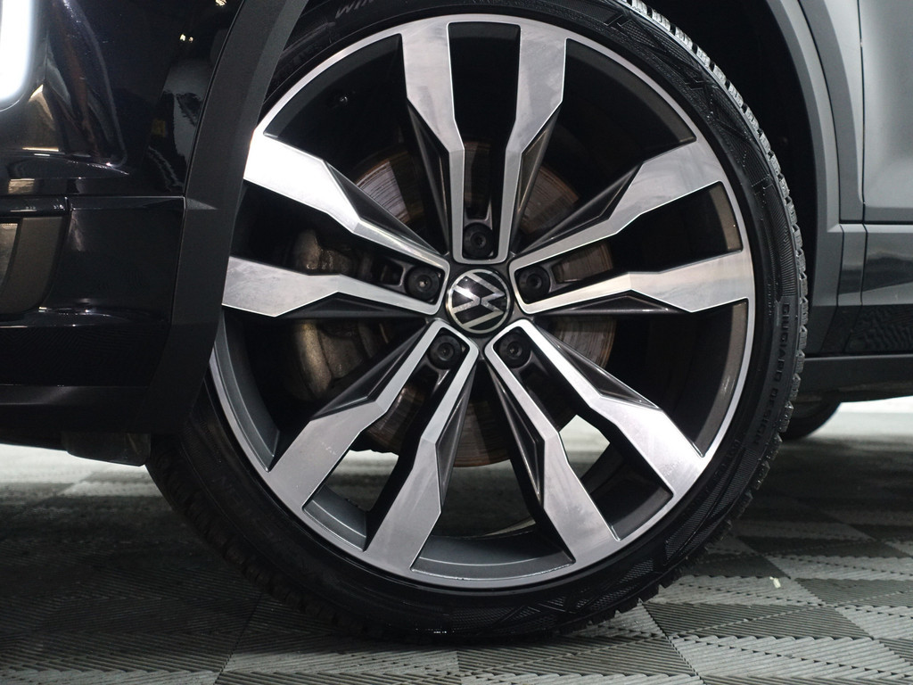 
Volkswagen T-Roc 1.5 TSI R-Line+ Aut- Nieuw Model, Panodak, Sport interieur, Camera, Ada Cruise, Park Assist, Dynamic Select vol									