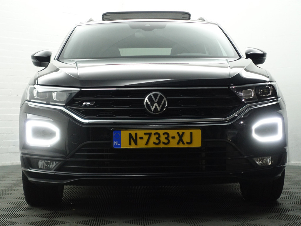 
Volkswagen T-Roc 1.5 TSI R-Line+ Aut- Nieuw Model, Panodak, Sport interieur, Camera, Ada Cruise, Park Assist, Dynamic Select vol									