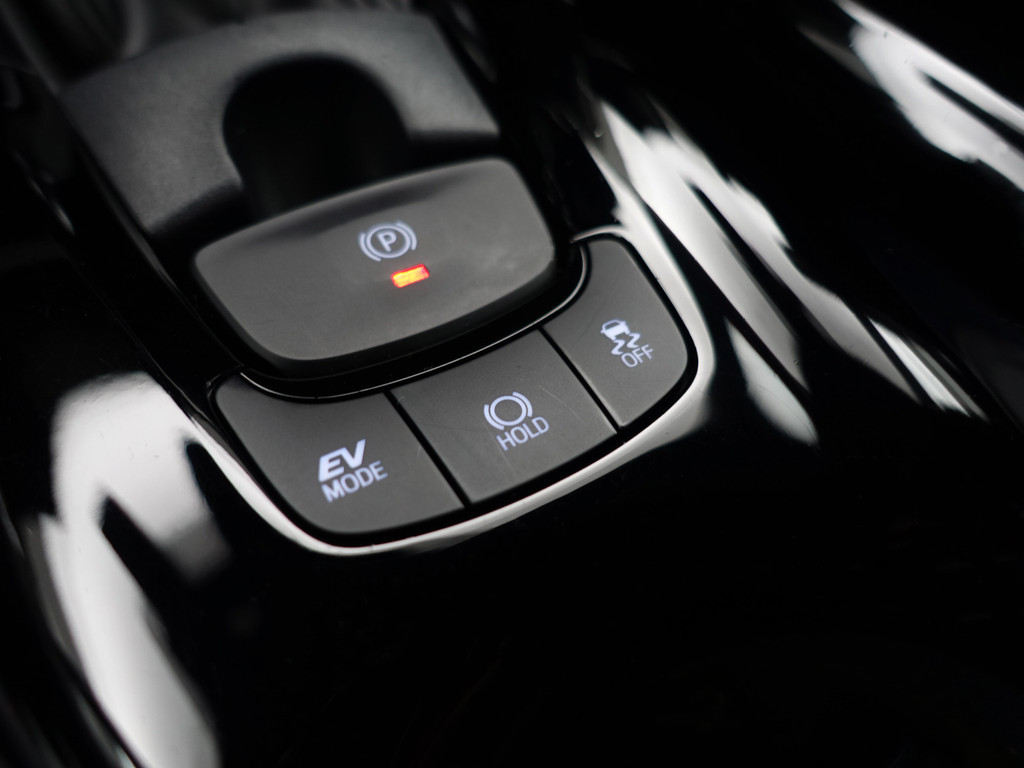 
Toyota C-HR 2.0 Hybrid Olympic Executive Edition Aut- Stuur/Stoelverwarming, Ada cruise, JBL Audio, Park Assist, Park Pilot vol									