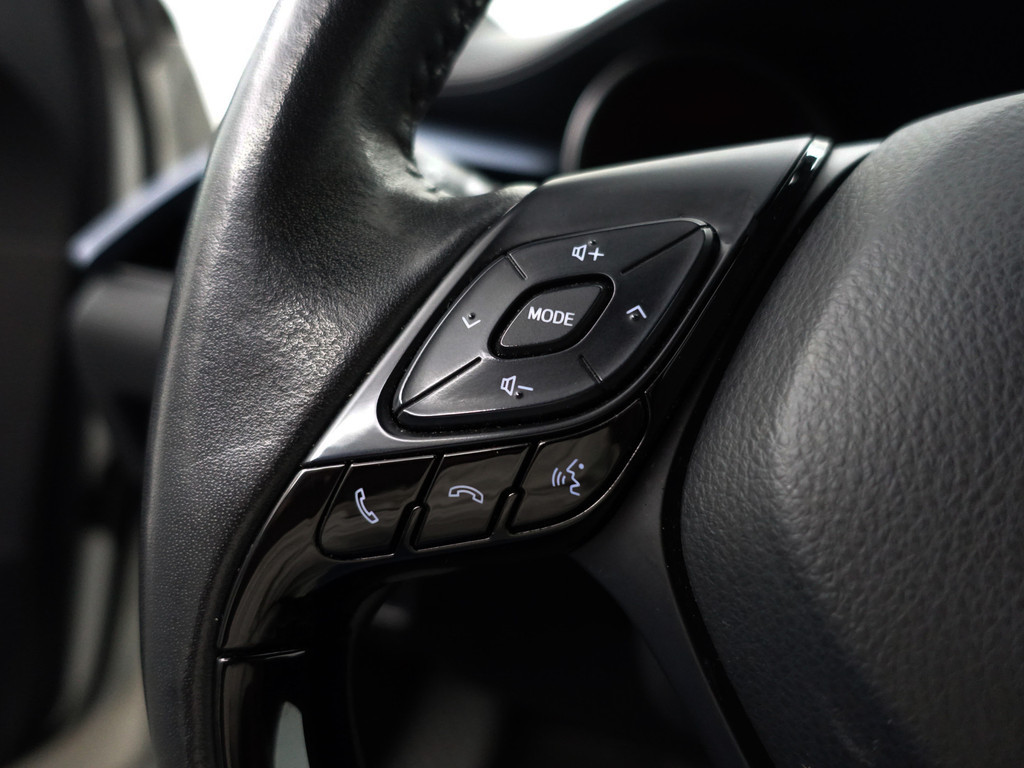 
Toyota C-HR 2.0 Hybrid Olympic Executive Edition Aut- Stuur/Stoelverwarming, Ada cruise, JBL Audio, Park Assist, Park Pilot vol									