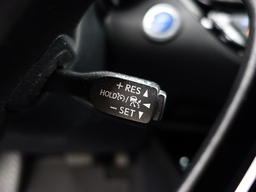 
Toyota C-HR 2.0 Hybrid Olympic Executive Edition Aut- Stuur/Stoelverwarming, Ada cruise, JBL Audio, Park Assist, Park Pilot vol									