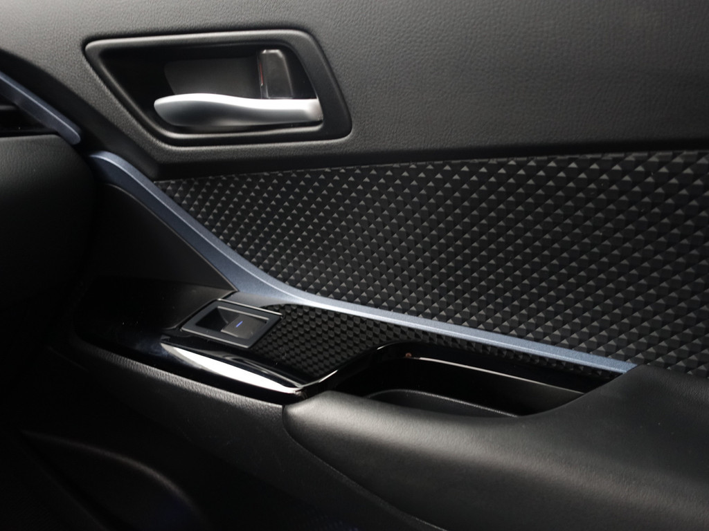 
Toyota C-HR 2.0 Hybrid Olympic Executive Edition Aut- Stuur/Stoelverwarming, Ada cruise, JBL Audio, Park Assist, Park Pilot vol									