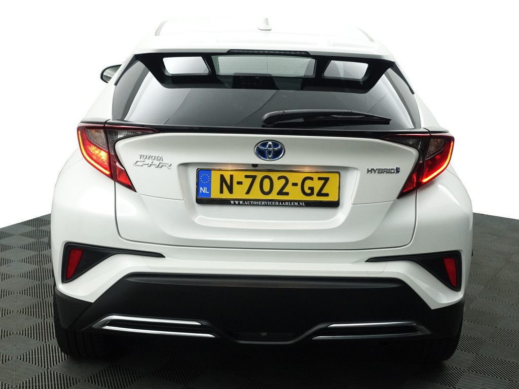
Toyota C-HR 2.0 Hybrid Olympic Executive Edition Aut- Stuur/Stoelverwarming, Ada cruise, JBL Audio, Park Assist, Park Pilot vol									