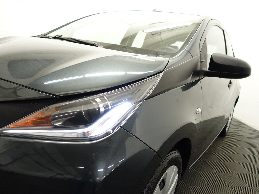 
								Toyota Aygo 1.0 VVT-i x-fun- Led, Cruise, Clima, Mf Stuur, Elek Pakket vol									