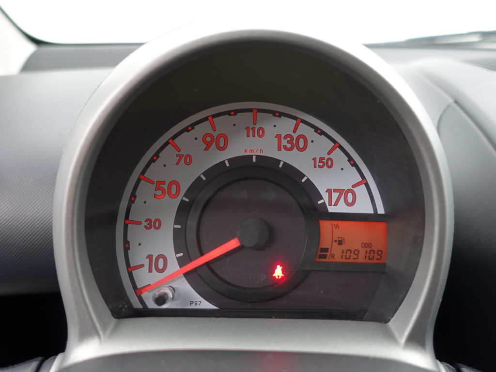 
Toyota Aygo 1.0 VVT-i Now- Airco, 5 Deurs, Facelift Model, Dealer Onderhouden vol									