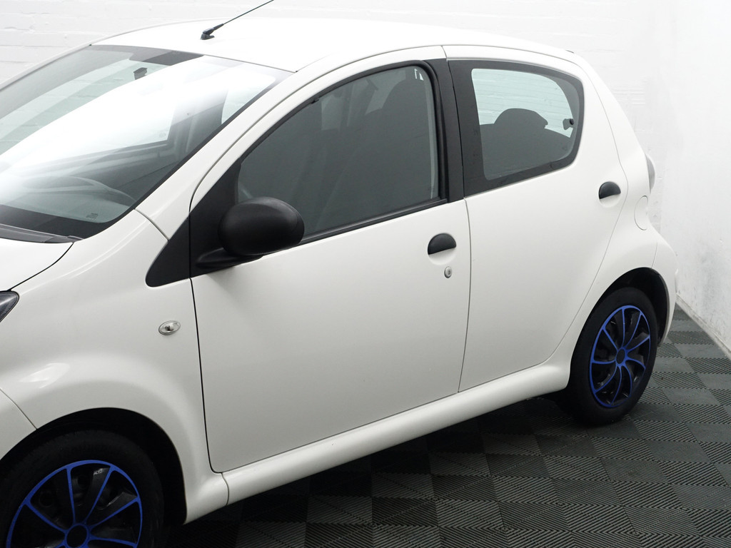 
Toyota Aygo 1.0 VVT-i Now- Airco, 5 Deurs, Facelift Model, Dealer Onderhouden vol									