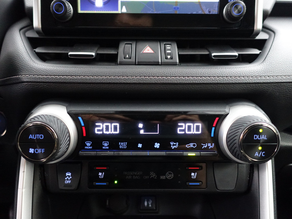 
								Toyota RAV4 2.5 Hybrid Executive- Two Tone, 360 Camera, Memory, Stoelkoeling, Stuur/Stoelverwarming, Xenon Led vol									